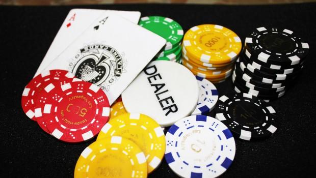 fb7772 casino register